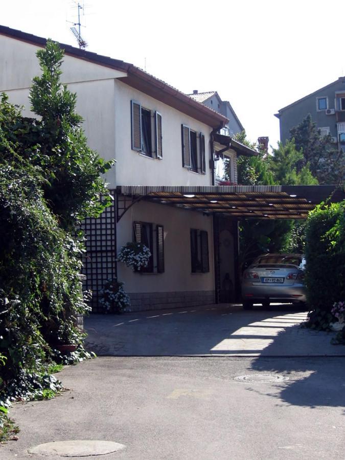 Apartment Rebula Izola Exterior foto